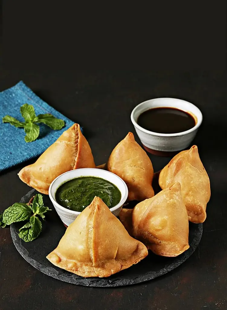Hot Samosa 2 PCS