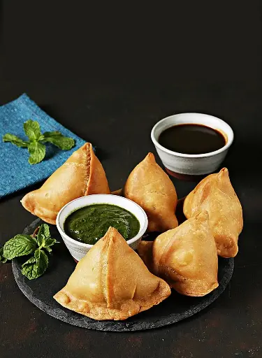 Hot Samosa 2 PCS
