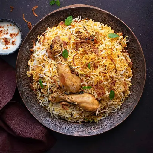 Biryani Lazawab (Chicken )
